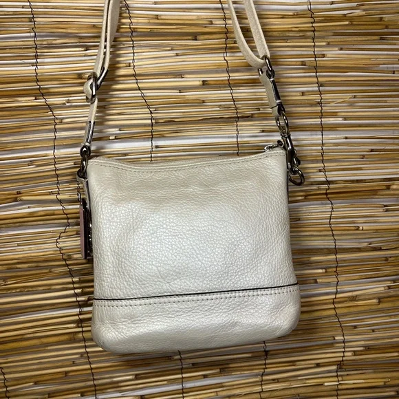 Coach Cream Leather Crossbody Bag - Picture 4 of 9